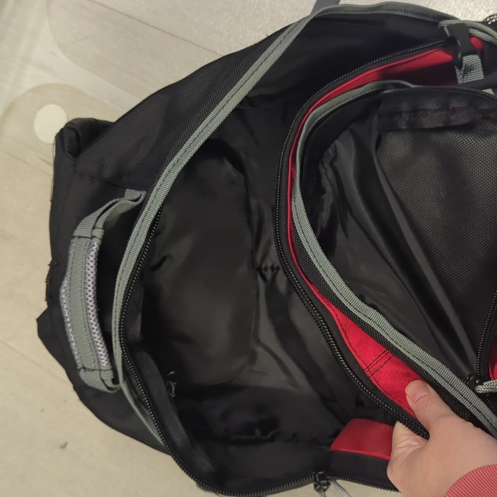 Puma Backpack - Picture 8 of 10